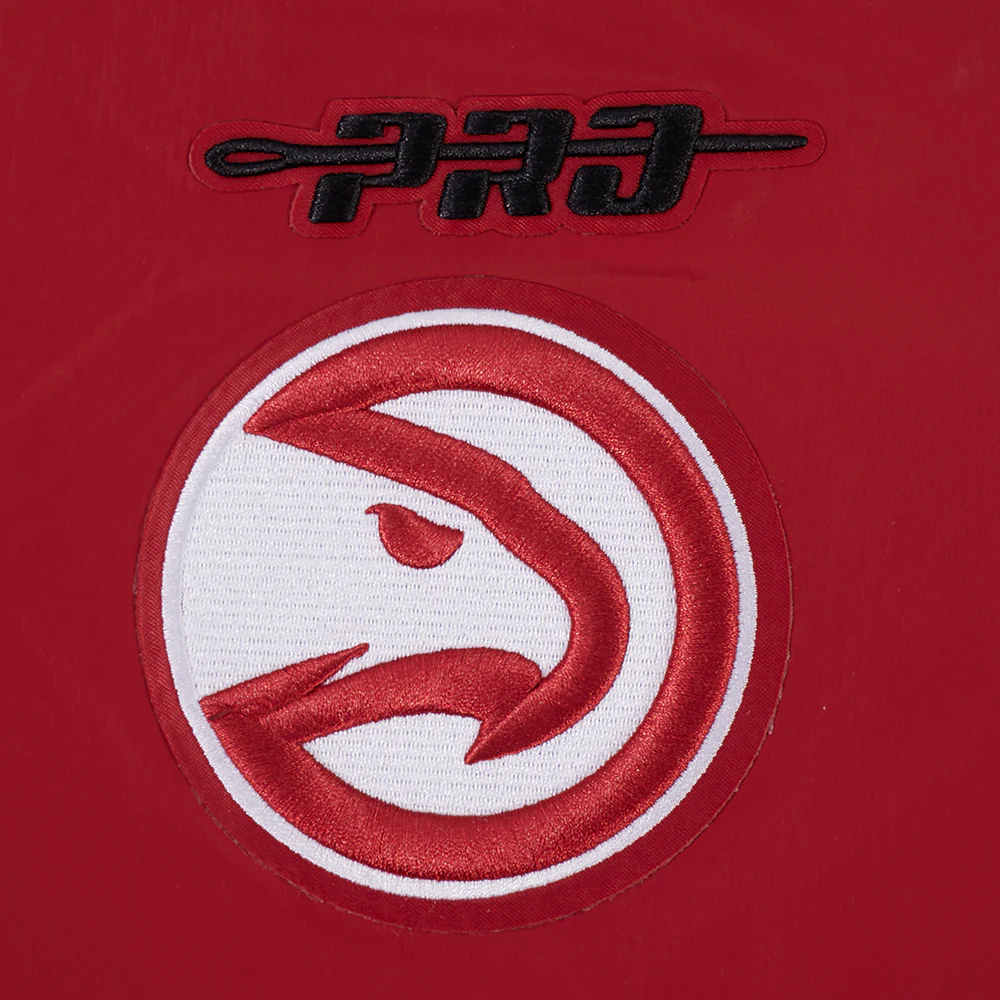 NBA ATLANTA HAWKS PRE GAME MEN'S JACKET (RED) - Image 7
