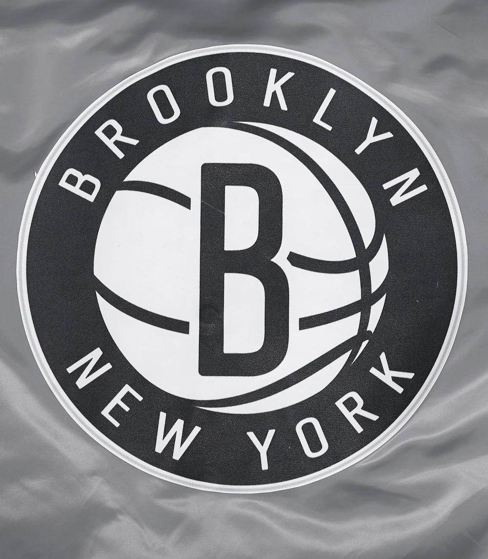 NBA BROOKLYN NETS SCRIPT TAIL MEN'S SATIN JACKET (GRAY) - Image 8