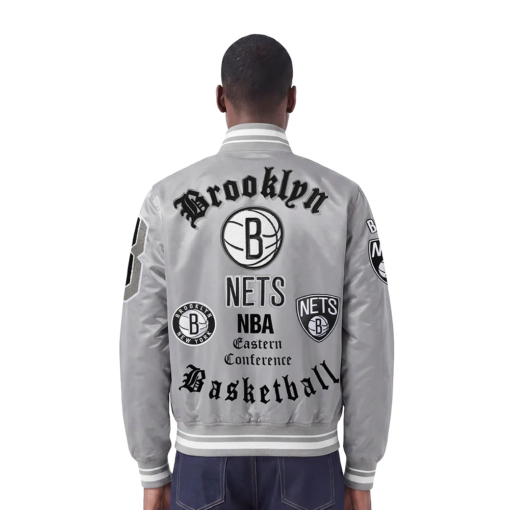 NBA BROOKLYN NETS OLD ENGLISH MEN'S RIB SATIN JACKET (GRAY) - Image 2