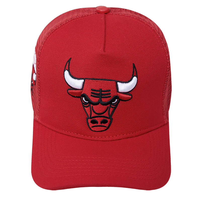 NBA CHICAGO BULLS CLASSIC PINCH FRONT TRUCKER (RED)