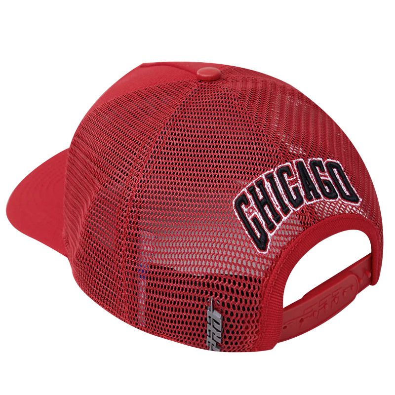 NBA CHICAGO BULLS CLASSIC PINCH FRONT TRUCKER (RED) - Image 3