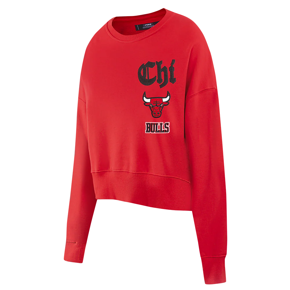 NBA CHICAGO BULLS OLD ENGLISH WOMEN'S FLC CREWNECK (RED) - Image 4