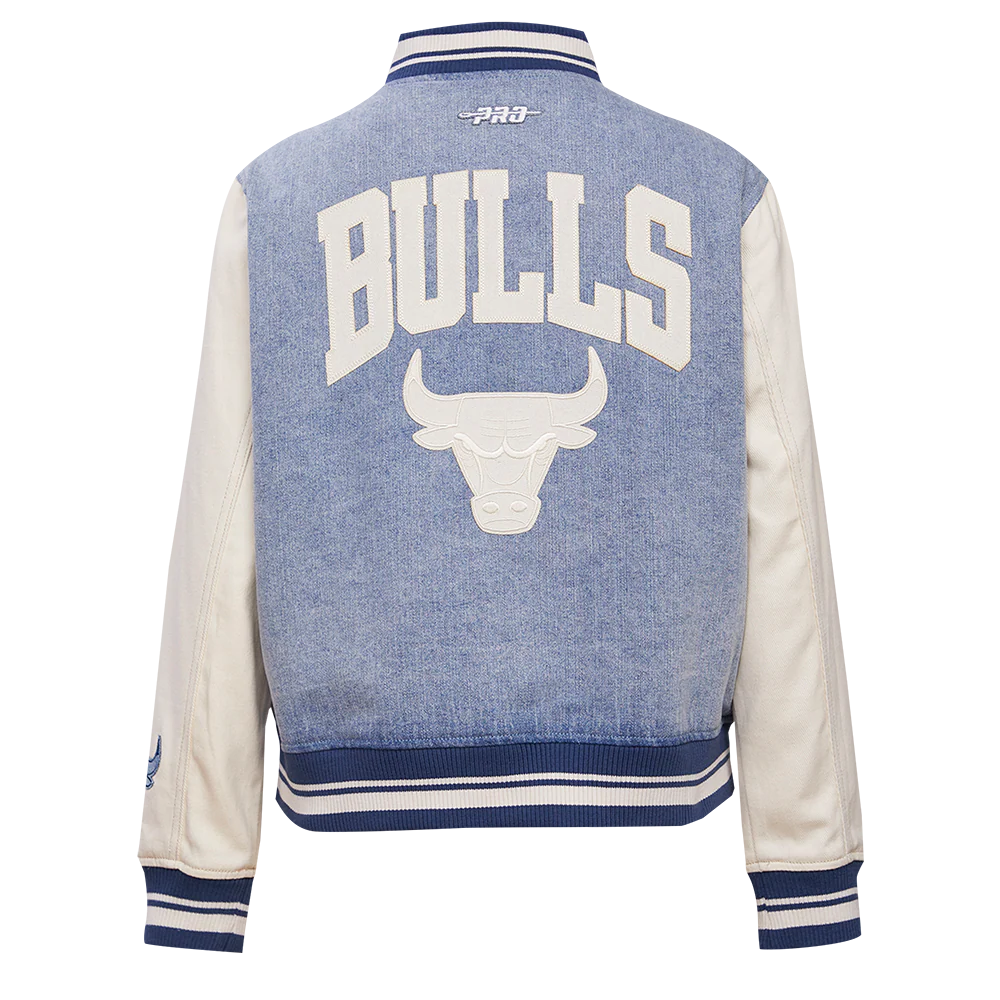 NBA CHICAGO BULLS VARSITY BLUES WOMEN'S DENIM VARSITY JACKET (DENIM/LINEN) - Image 3
