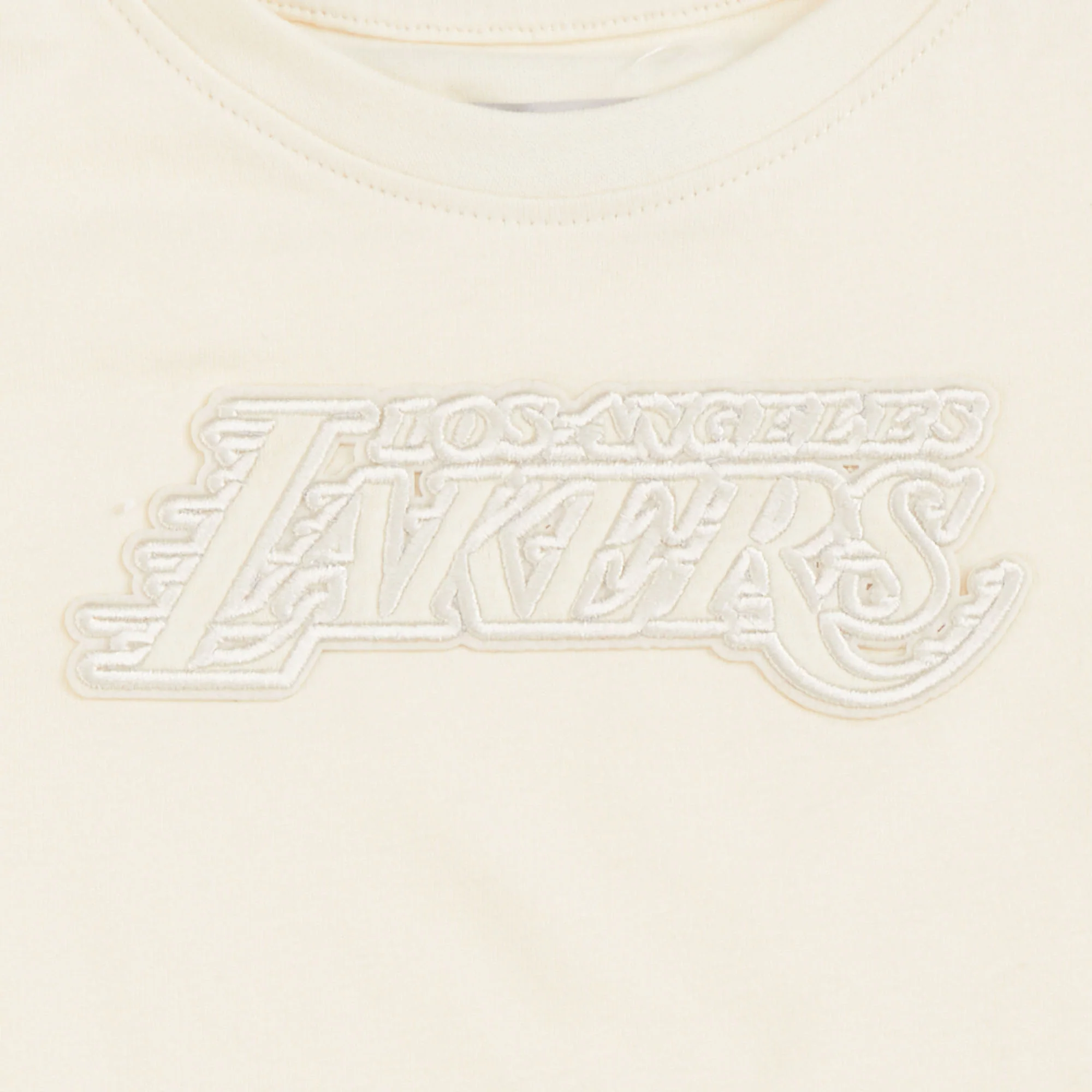 NBA LOS ANGELES LAKERS NEUTRAL LITTLE GIRLS SHORT SLEEVE BOXY TEE (EGGSHELL) - Image 3