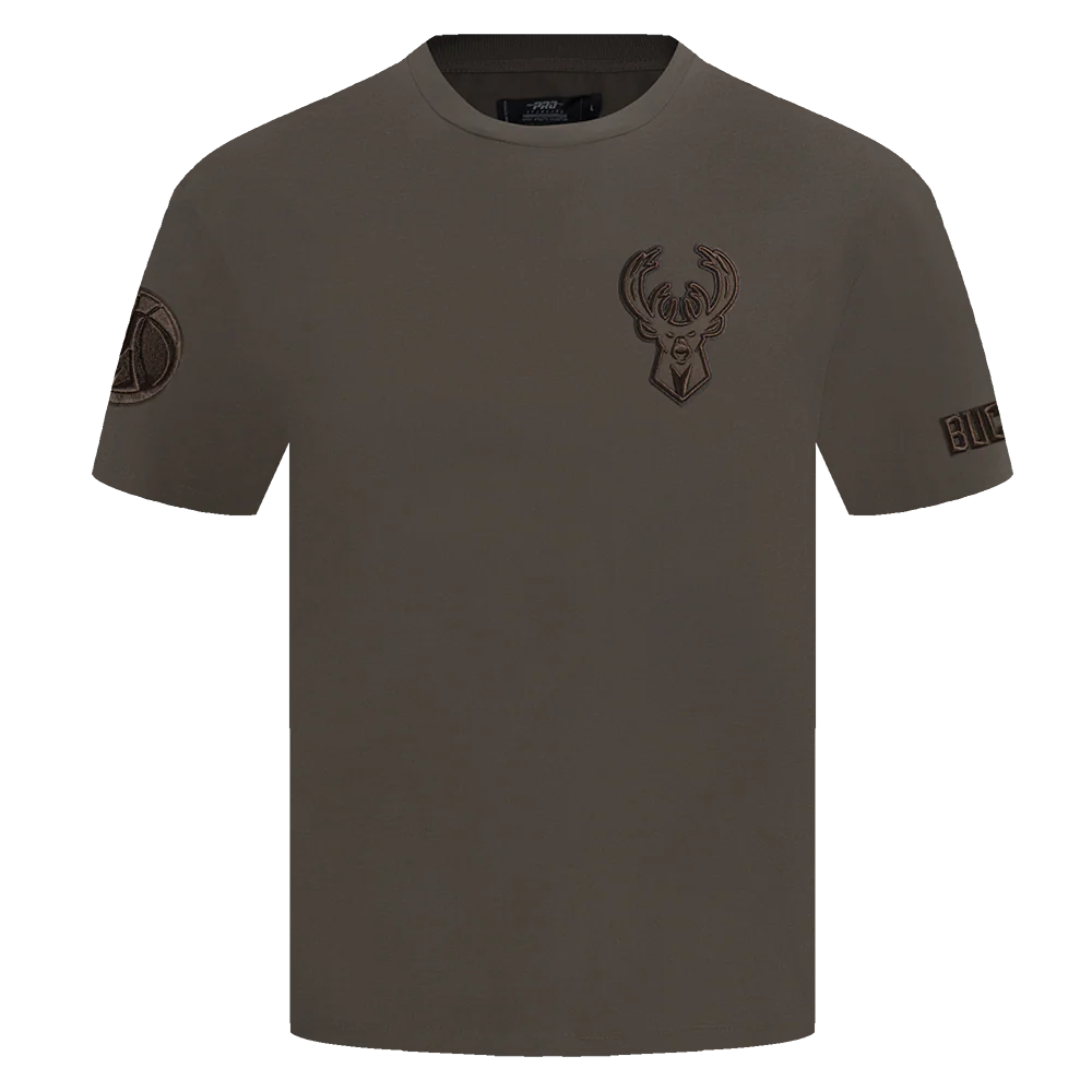 NBA MILWAUKEE BUCKS NEUTRAL MEN'S DROP SHOULDER TEE (DARK TAUPE)