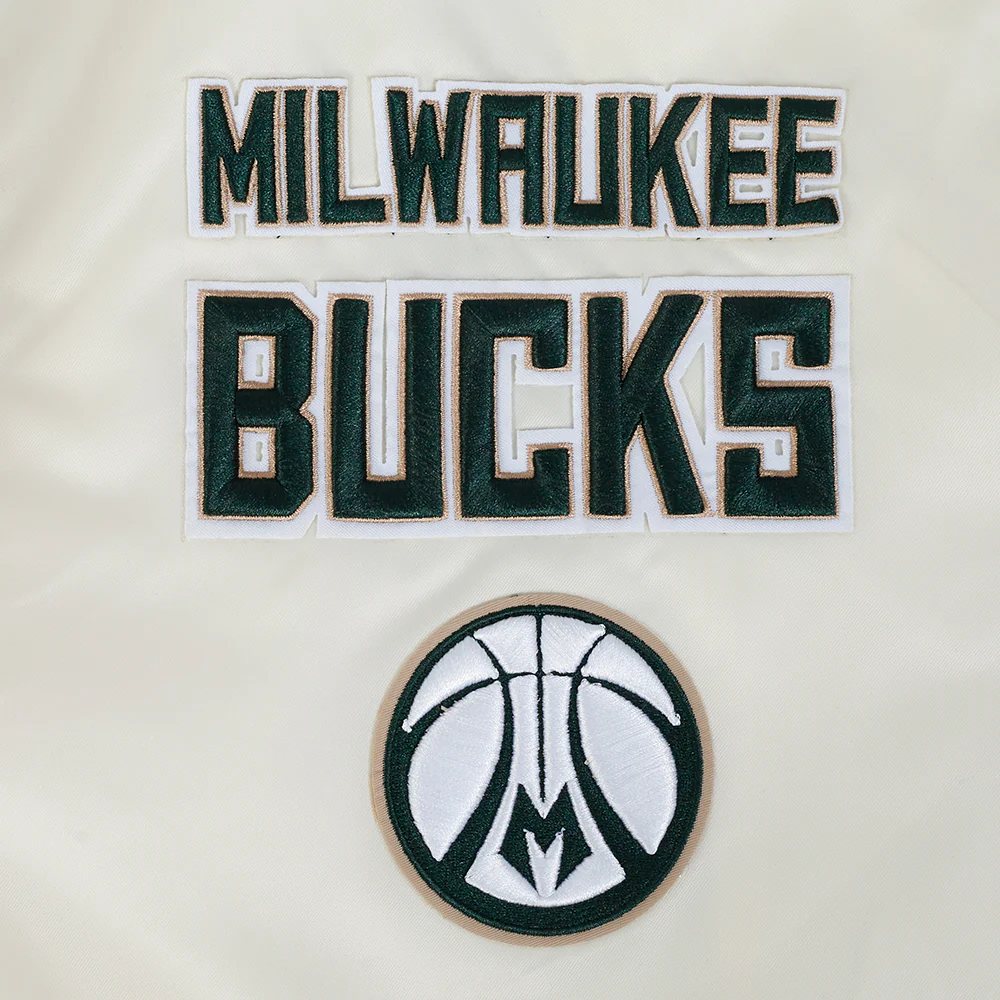NBA MILWAUKEE BUCKS RETRO CLASSIC MEN'S RIB SATIN JACKET (EGGSHELL/ BLACK) - Image 7