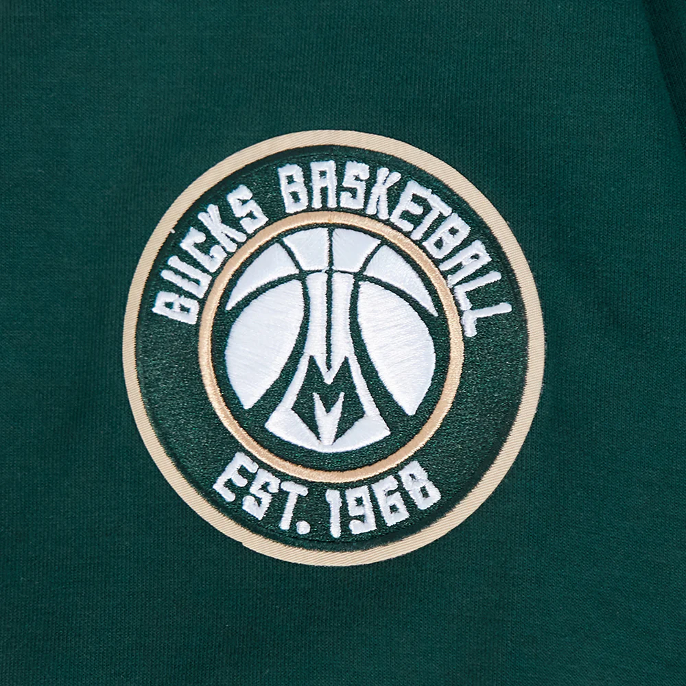 NBA MILWAUKEE BUCKS GAME DAY CLASSICS WOMEN'S DK CREWNECK (FOREST GREEN) - Image 7