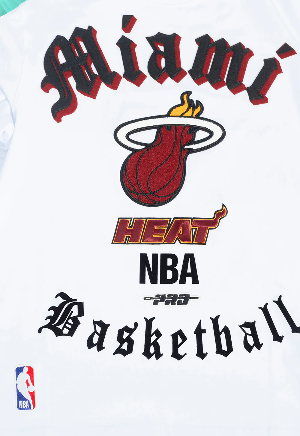 NBA MIAMI HEAT OLD ENGLISH MEN'S TEE (WHITE) - Image 7