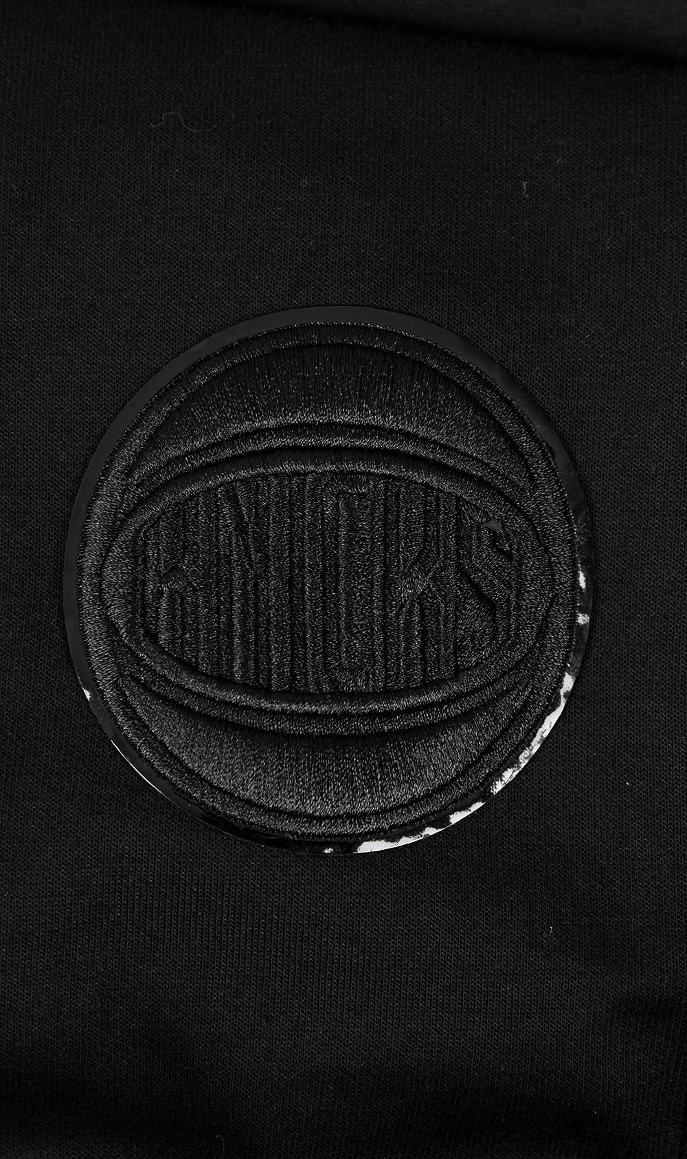 NBA NEW YORK KNICKS TRIPLE BLACK LOGO MEN'S JOGGER (BLACK) - Image 6