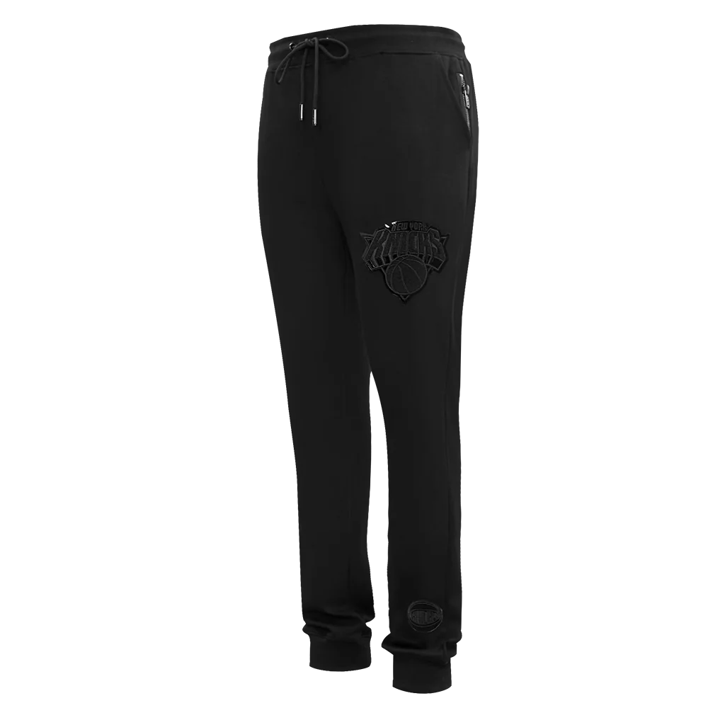 NBA NEW YORK KNICKS TRIPLE BLACK LOGO MEN'S JOGGER (BLACK) - Image 9