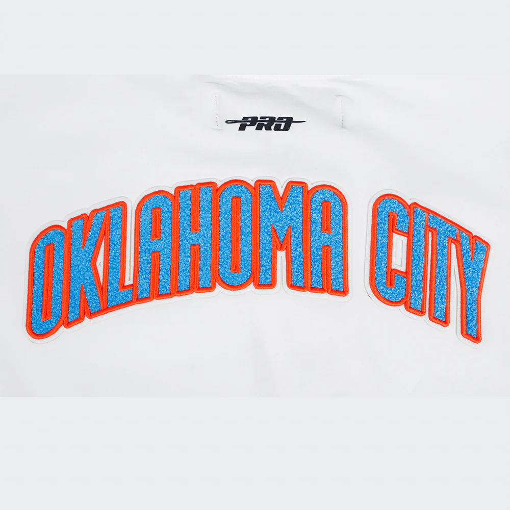 NBA OKLAHOMA CITY THUNDER CLASSIC WOMEN'S BOXY TEE (WHITE) - Image 8