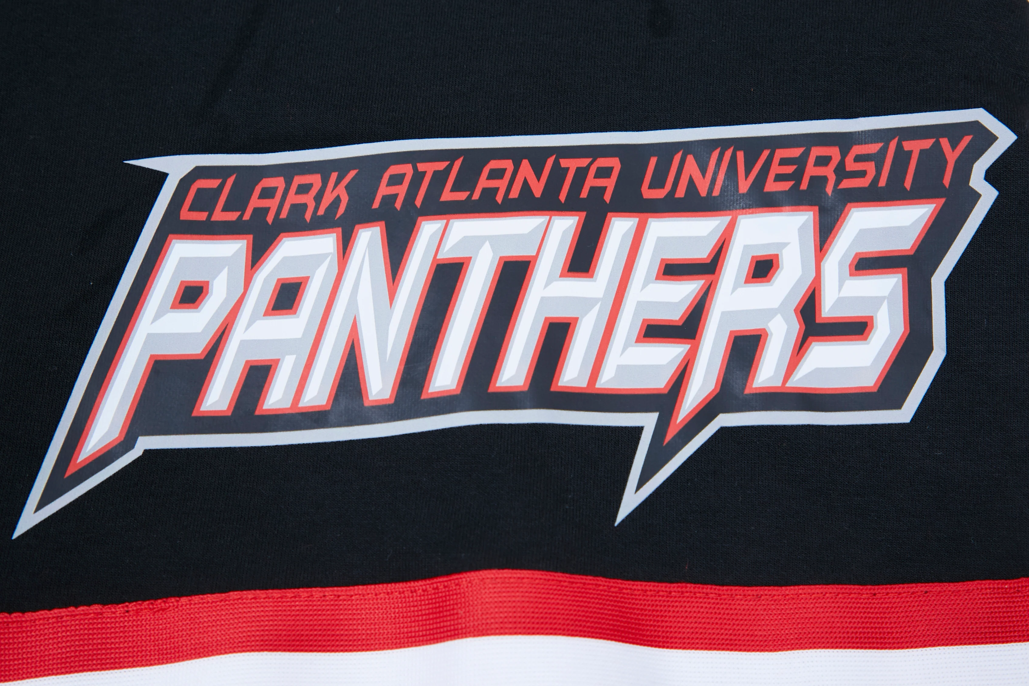 CLARK ATLANTA UNIVERSITY CLASSIC MEN'S SHORT (BLACK/RED) - Image 7