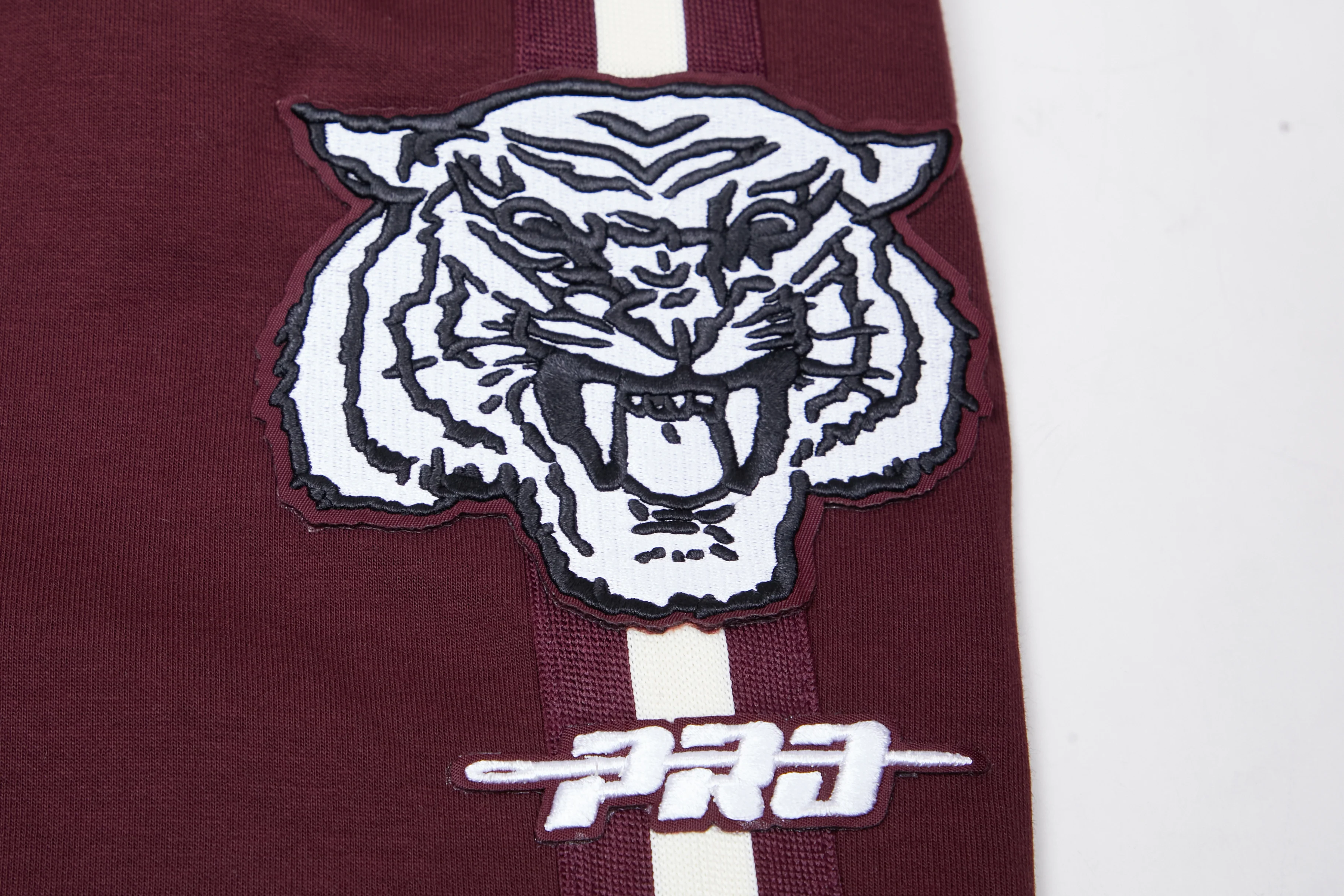 MOREHOUSE COLLEGE CLASSIC MEN'S SHORT (WINE) - Image 7