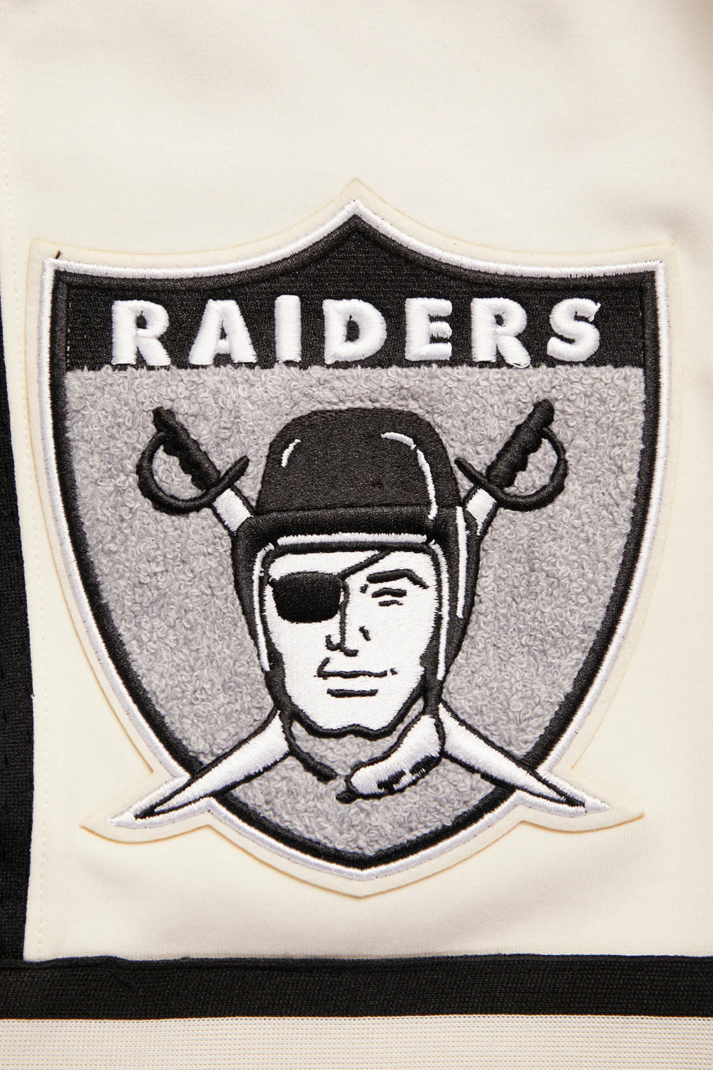 NFL LAS VEGAS RAIDERS RETRO CLASSIC MEN'S 2.0 SHORT (EGGSHELL/ BLACK) - Image 5
