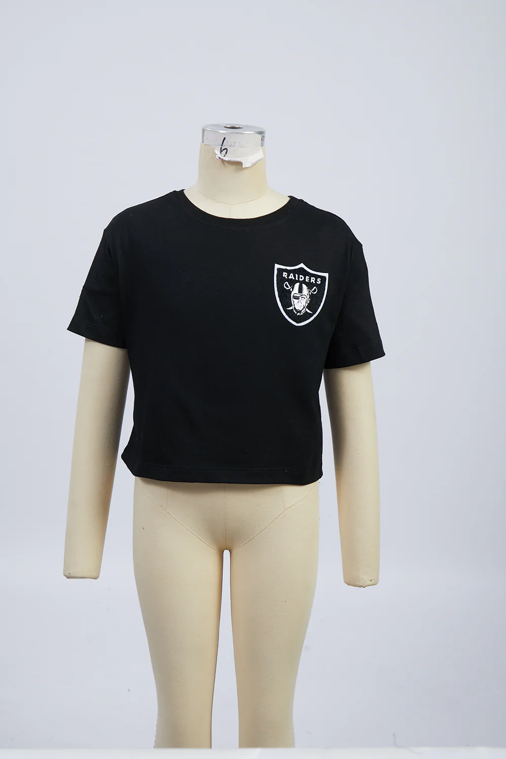 NFL LAS VEGAS RAIDERS CLASSIC LITTLE GIRL'S SS BOXY TEE (BLACK) - Image 3