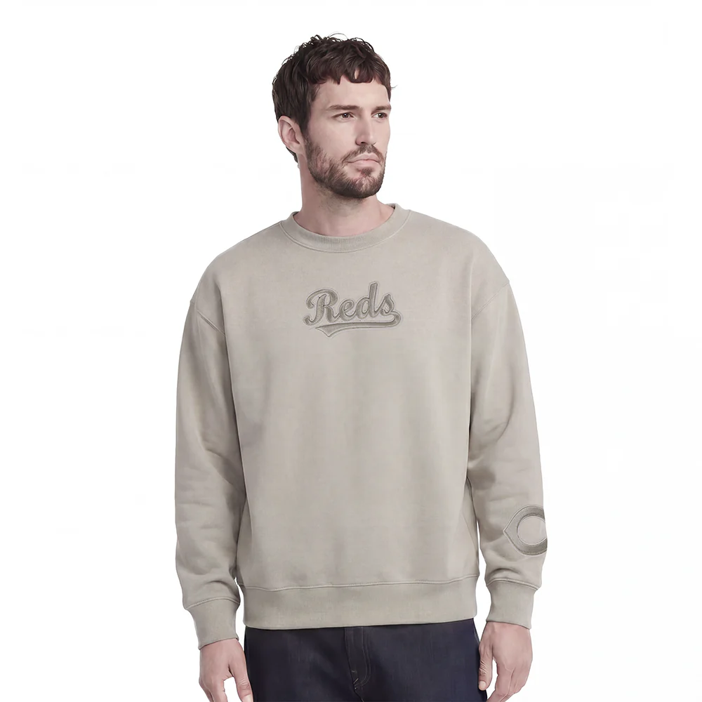 MLB CINCINNATI REDS WINGSPAN MEN'S DROP SHOULDER FLEECE CREWNECK (TAUPE) - Image 2