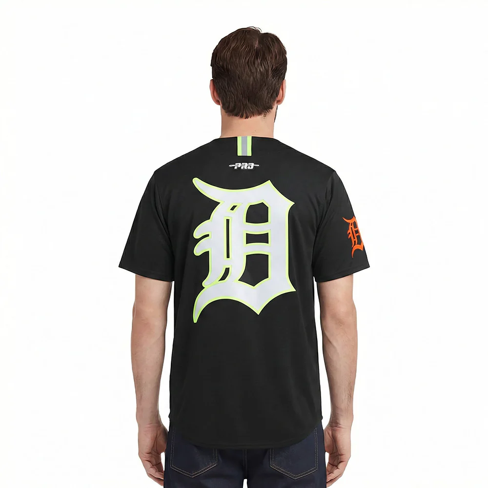 MLB DETROIT TIGERS UNDER THE LIGHTS MEN'S SINGLE JERSEY TEE (BLACK) - Image 2