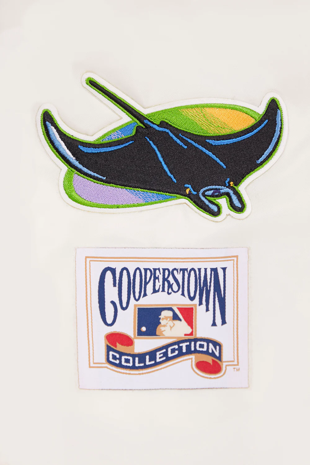 MLB TAMPA DEVIL RAYS RETRO CLASSIC MEN'S RIB SATIN JACKET (EGGSHELL/ MIDNIGHT NAVY) - Image 9